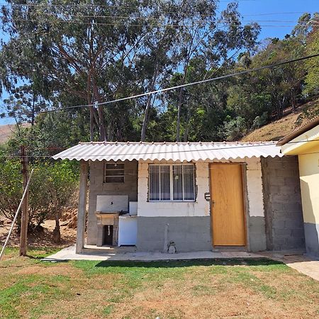 Villa Chale Da Wal Camanducaia Exterior foto